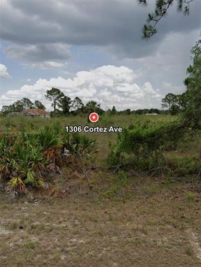 1306 Cortez Ave, Lehigh Acres FL 33972
