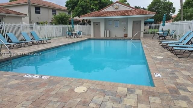 13012 NW 8th St, Pembroke Pines FL 33028