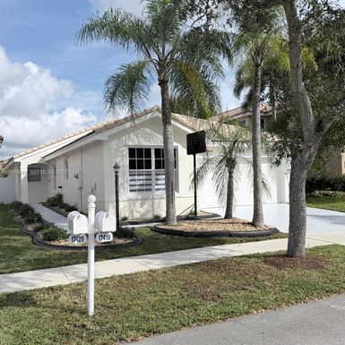 17419 SW 21st Ct, Miramar FL 33029