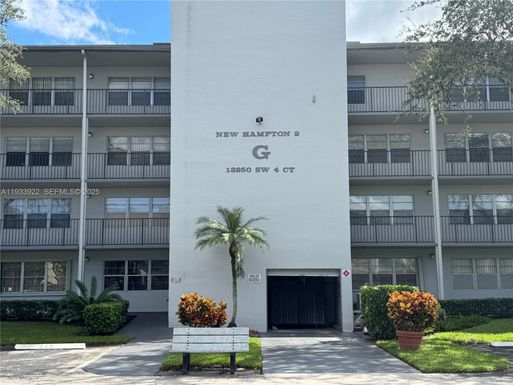 13250 SW 4th Ct # 413G, Pembroke Pines FL 33027