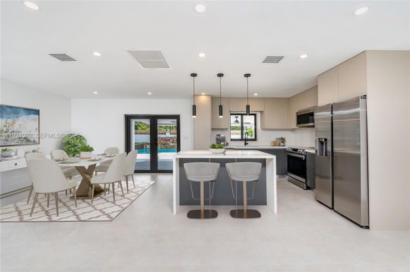 9230 SW 183rd Ter, Palmetto Bay FL 33157