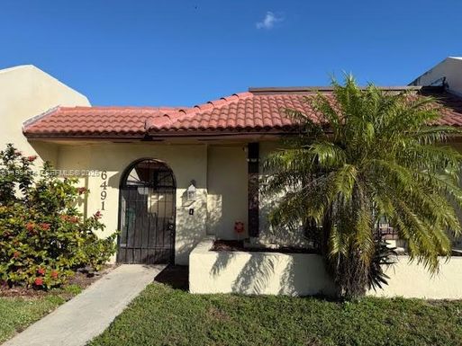 6491 NW 190th Ter, Hialeah FL 33015