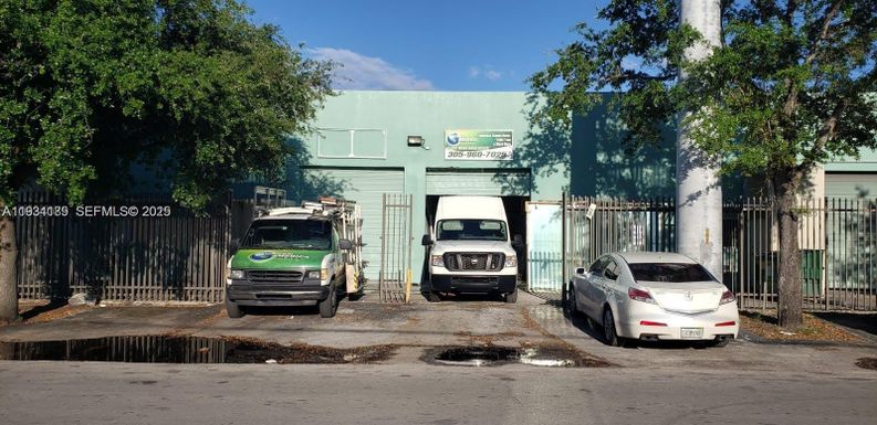 4811 NW 35th Ave # 4811, Miami FL 33142