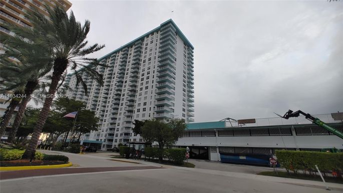 301 174th St # 1405, Sunny Isles Beach FL 33160