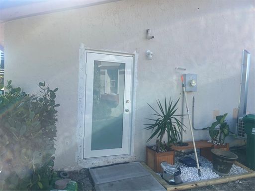 20766 SW 85th Pl, Cutler Bay FL 33189