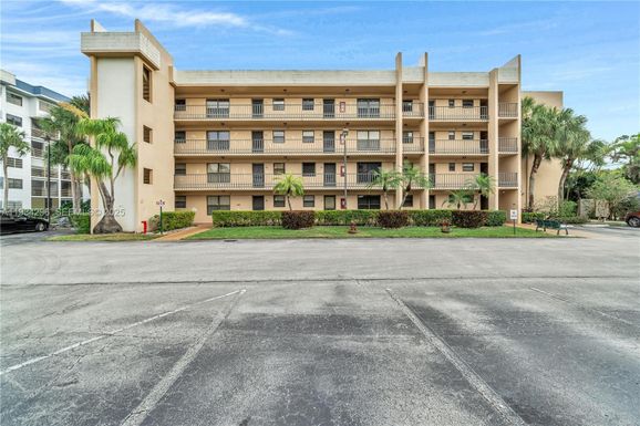 4760 W Lucerne Lakes Blvd W # 408, Lake Worth FL 33467