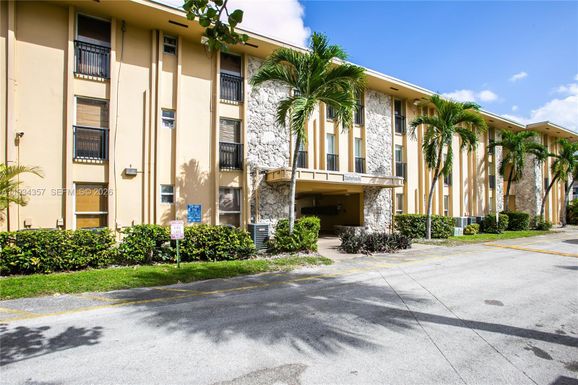 241 S Royal Poinciana Blvd # 305, Miami Springs FL 33166