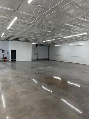 101 NW 20th St, Miami FL 33127