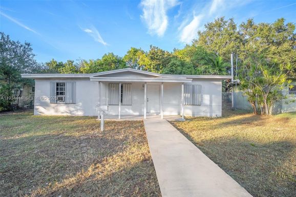 265 NW 135th, North Miami FL 33168