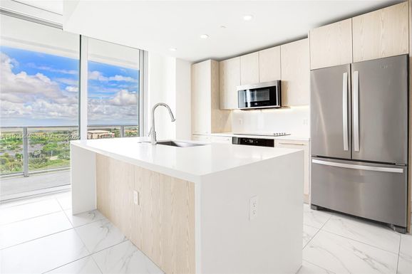 2000 Metropica Way # 2501, Sunrise FL 33323