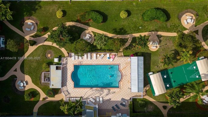 15600 NE 6th Ave # 34A, Miami FL 33162