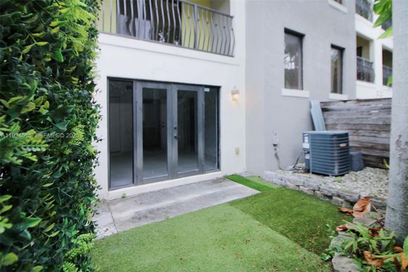 3204 Bird Ave # 119, Miami FL 33133