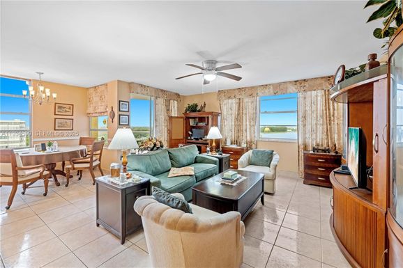 1301 NE Miami Gardens Dr # 926W, Miami FL 33179