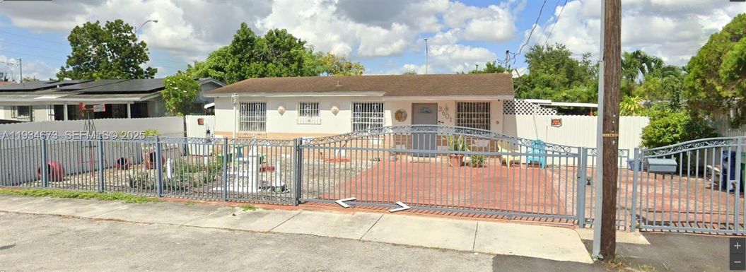3601 NW 102nd St, Miami FL 33147