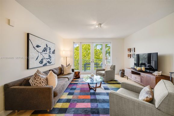 3540 Main Hwy # 305, Coconut Grove FL 33133