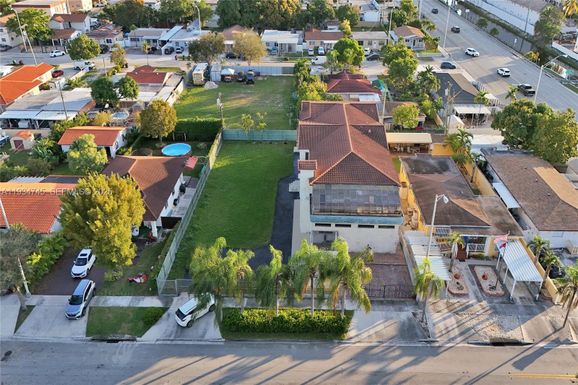 366 W 12th St, Hialeah FL 33010