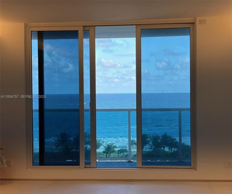 2301 Collins Ave # 839, Miami Beach FL 33139