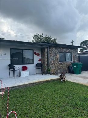 3300 NW 209th Ter # B, Miami Gardens FL 33056