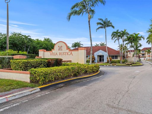 18870 NW 57th Ave # 308, Hialeah FL 33015