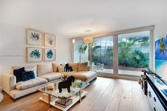 155 Ocean Lane Dr # 104, Key Biscayne FL 33149