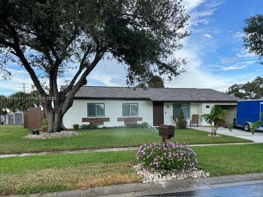 5474 Kenwood Dr., North Port FL 34287