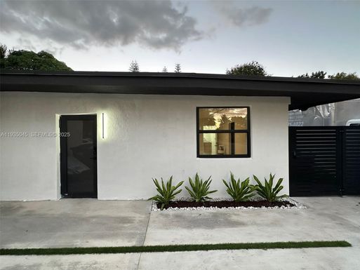 15411 NE 10th Ave, North Miami Beach FL 33162