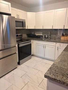 1431 Fletcher St, Hollywood FL 33020