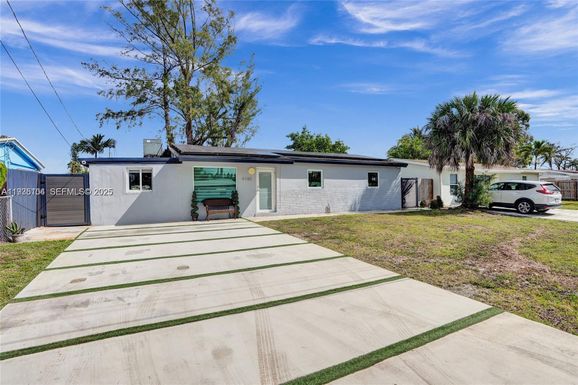 4185 SW 49th Ct, Dania Beach FL 33314