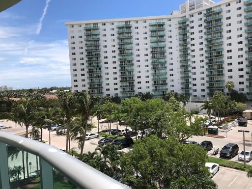 19390 Collins Ave # 502, Sunny Isles Beach FL 33160