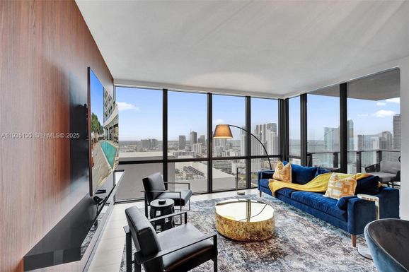 1600 NE 1st Ave # 3420, Miami FL 33132