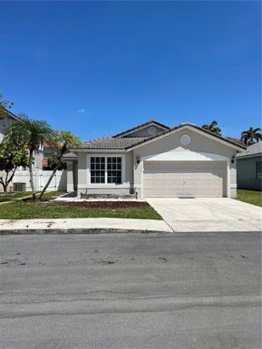 1775 NW 166th Ave, Pembroke Pines FL 33028