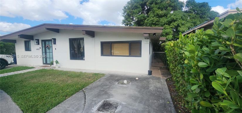 6455 SW 33rd St Side, Miami FL 33155