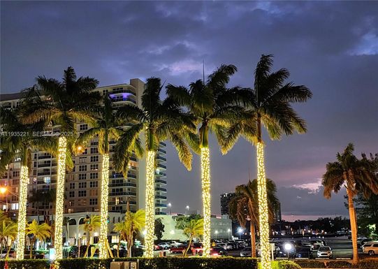 3725 S Ocean Dr # 425, Hollywood FL 33019