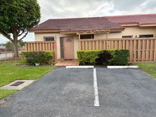 13410 SW 16th Ln # 13410, Miami FL 33175