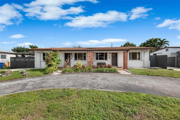 1035-1037 SW 76th Ave, Miami FL 33144