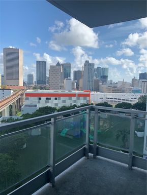 90 SW 3rd St # 1211, Miami FL 33130