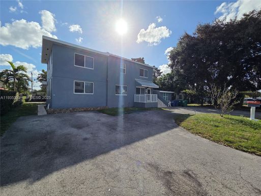 6240 SW 21st St (Downstairs) # 6240, Miami FL 33155