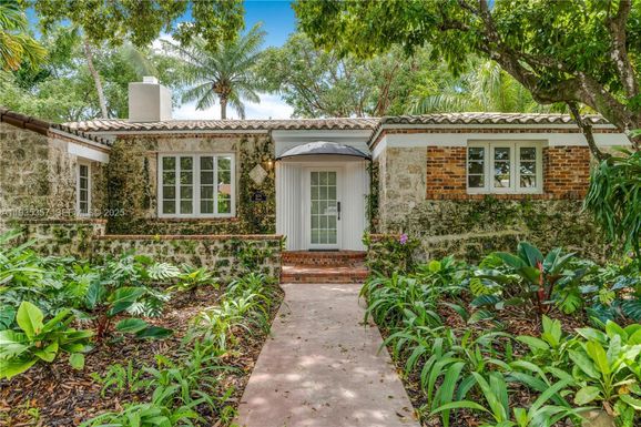 504 Navarre Ave, Coral Gables FL 33134