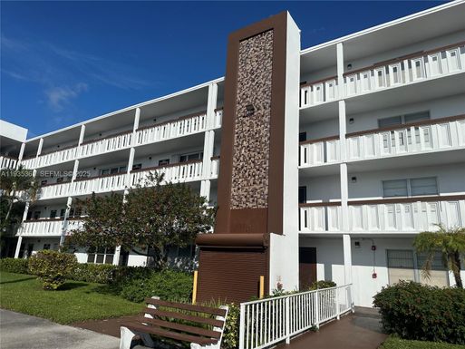 1058 E Harwood  E # 1058, Deerfield Beach FL 33442