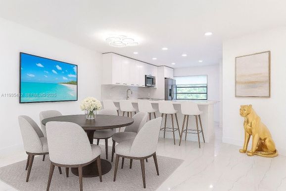 8435 Casa Del Lago # C, Boca Raton FL 33433