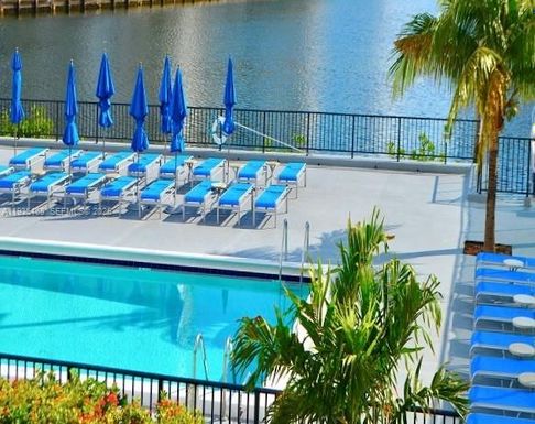 2780 NE 183rd St # 514, Aventura FL 33160