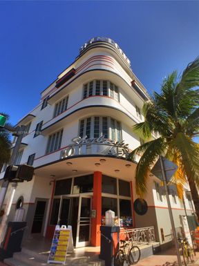 901 Collins Ave # 301, Miami Beach FL 33139