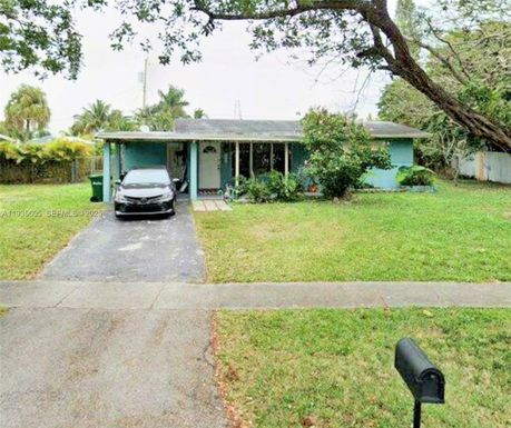 1624 E River Dr, Margate FL 33063