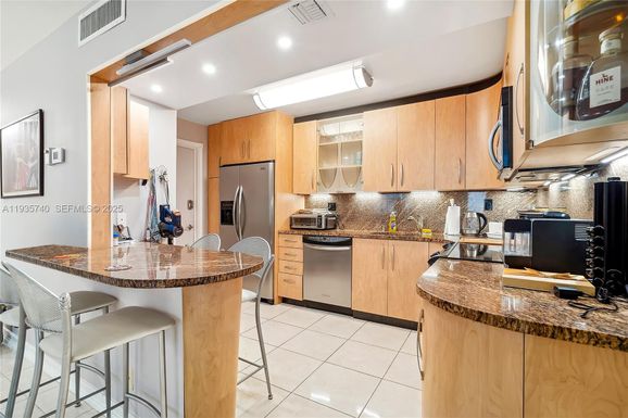 1400 S Ocean Dr # 802, Hollywood FL 33019