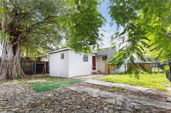 4201 NW 25th Ave # 1, Miami FL 33142