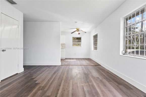 4201 NW 25th Ave # 2, Miami FL 33142