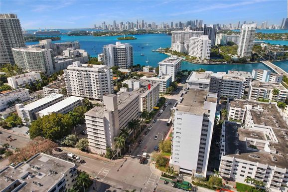 1340 Lincoln Rd # 807, Miami Beach FL 33139