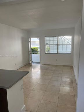 551 NE 62nd St # 7, Miami FL 33138