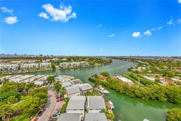 7441 Wayne Ave # 15E, Miami Beach FL 33141