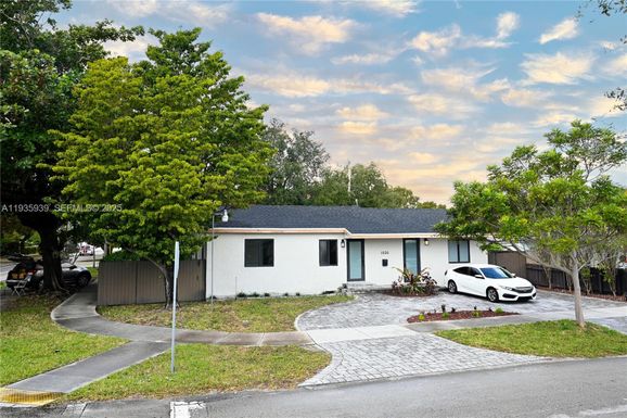 1526 SW 65th Ave, West Miami FL 33144